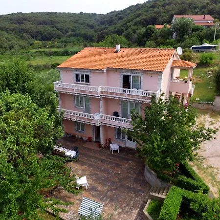 Apartmani Margeta Rab Town Exterior photo